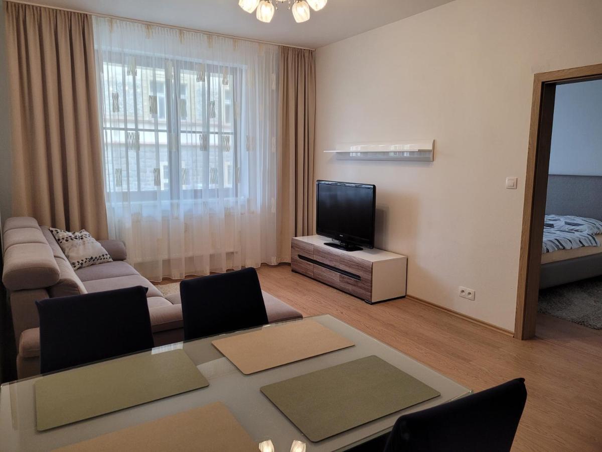 Apartment Svahova Karlovy Vary Luaran gambar